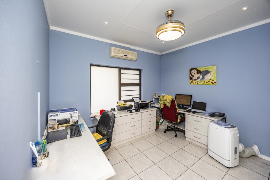 4 Bedroom Property for Sale in Cintsa East Eastern Cape